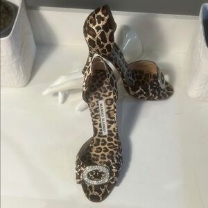 Manolo Blahnik Brown Leopard Print Heels